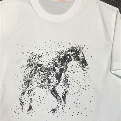 市场上装-T恤-欧货T恤