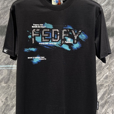 市场上装-T恤-欧货T恤