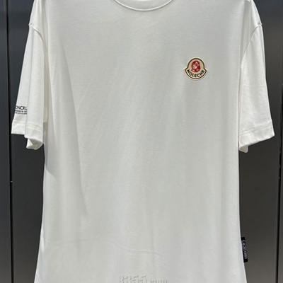 市场上装-T恤-欧货T恤