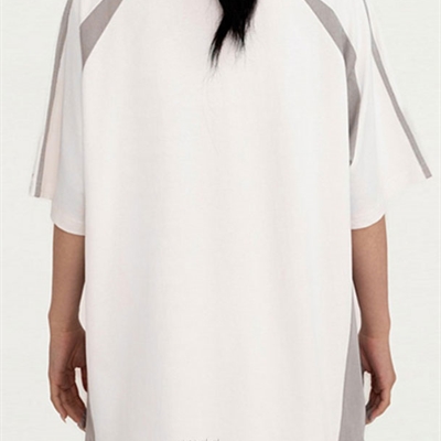 市场上装-T恤-电商T恤