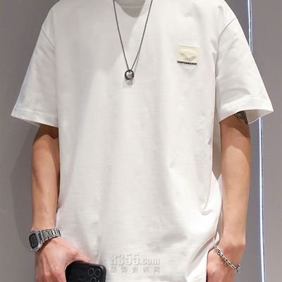 市场上装-T恤-休闲T恤