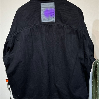 市场上装-夹克-休闲夹克