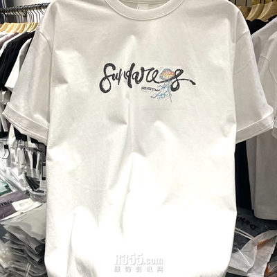 市场上装-T恤-休闲T恤