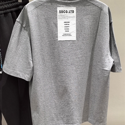 市场上装-T恤-休闲T恤