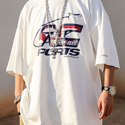 市场上装-T恤-电商T恤