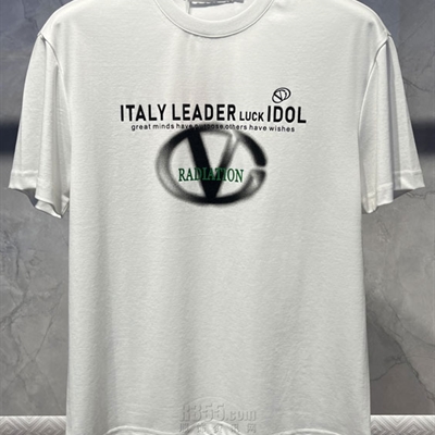 市场上装-T恤-欧货T恤