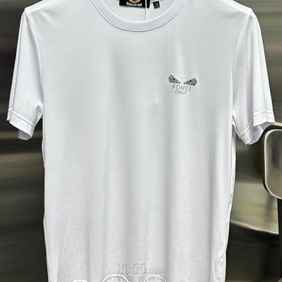 市场上装-T恤-欧货T恤