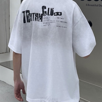 市场上装-T恤-电商T恤