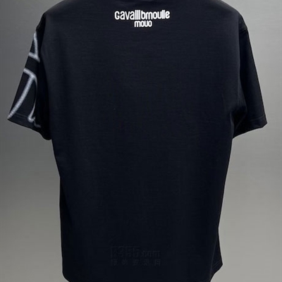 市场上装-T恤-欧货T恤