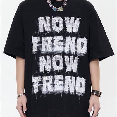 市场上装-T恤-电商T恤