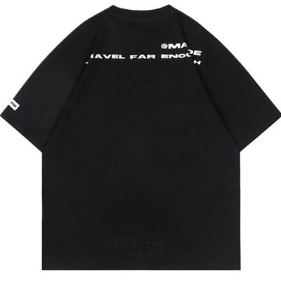 市场上装-T恤-电商T恤