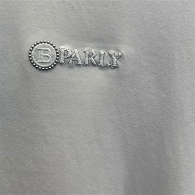 市场上装-T恤-欧货T恤