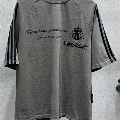 市场上装-T恤-电商T恤