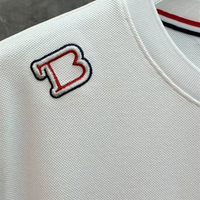 市场上装-T恤-欧货T恤