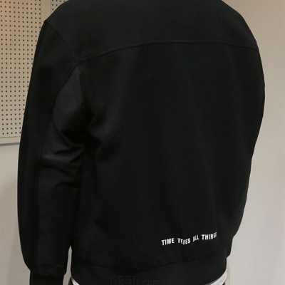 市场上装-夹克-休闲夹克