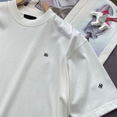 市场上装-T恤-欧货T恤