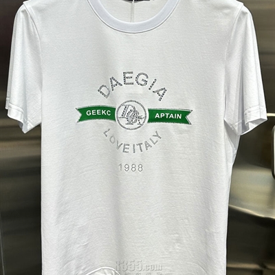 市场上装-T恤-欧货T恤