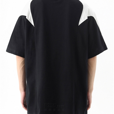 市场上装-T恤-电商T恤