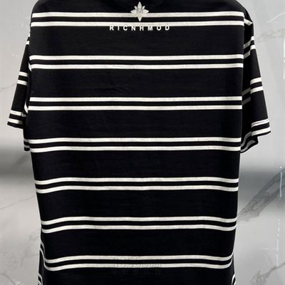 市场上装-T恤-欧货T恤