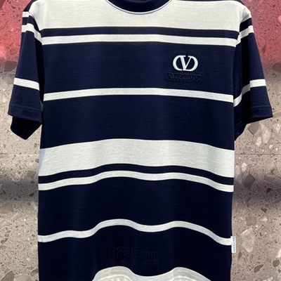 市场上装-T恤-欧货T恤