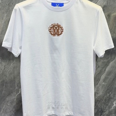 市场上装-T恤-欧货T恤