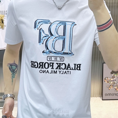 市场上装-T恤-欧货T恤