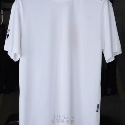 市场上装-T恤-欧货T恤