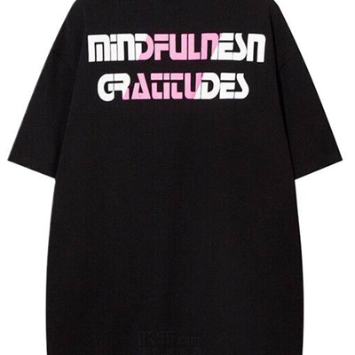 市场上装-T恤-电商T恤