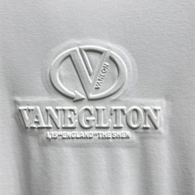 市场上装-T恤-欧货T恤