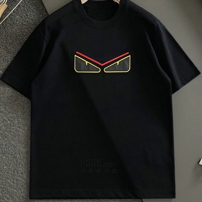 市场上装-T恤-欧货T恤