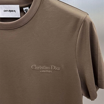 市场上装-T恤-欧货T恤