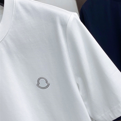 市场上装-T恤-欧货T恤