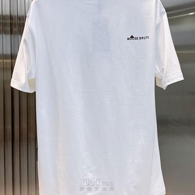 市场上装-T恤-欧货T恤