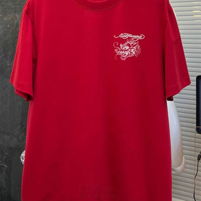 市场上装-T恤-欧货T恤