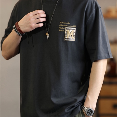 市场上装-T恤-休闲T恤