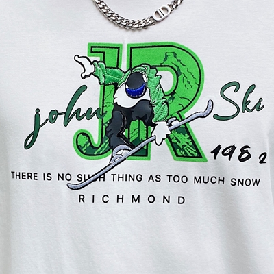 市场上装-T恤-欧货T恤