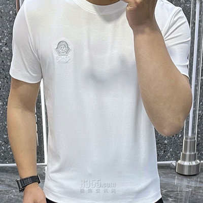 市场上装-T恤-欧货T恤