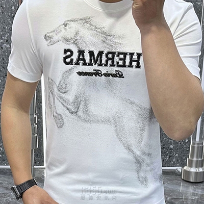 市场上装-T恤-欧货T恤