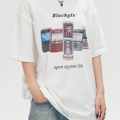 市场上装-T恤-电商T恤