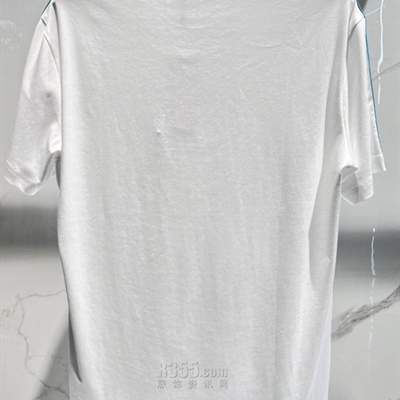 市场上装-T恤-欧货T恤