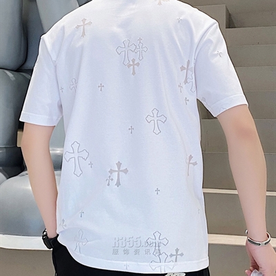 市场上装-T恤-欧货T恤