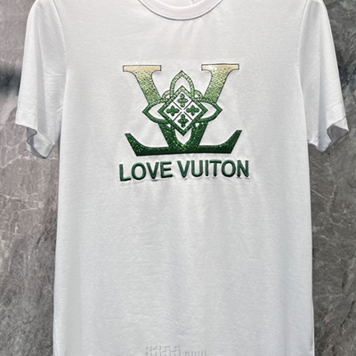 市场上装-T恤-欧货T恤