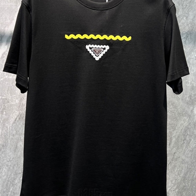 市场上装-T恤-欧货T恤