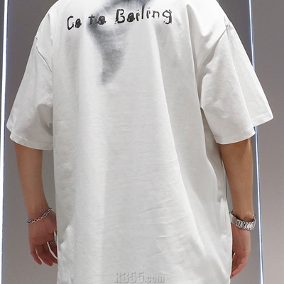 市场上装-T恤-电商T恤