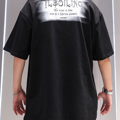 市场上装-T恤-电商T恤