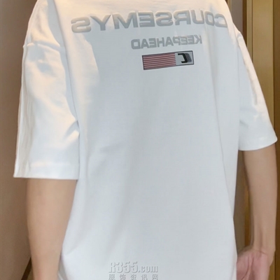 市场上装-T恤-电商T恤