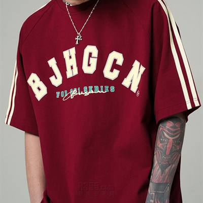 市场上装-T恤-电商T恤