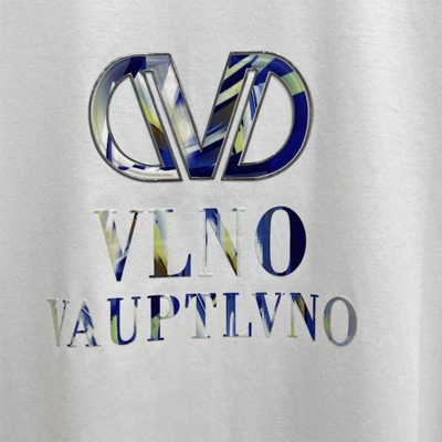 市场上装-T恤-欧货T恤