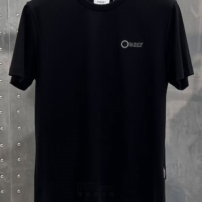 市场上装-T恤-欧货T恤