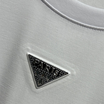 市场上装-T恤-欧货T恤